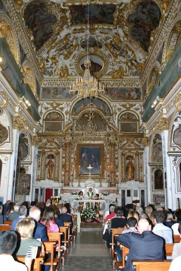 Il Sottano Del Conte Hotel Conversano Bagian luar foto