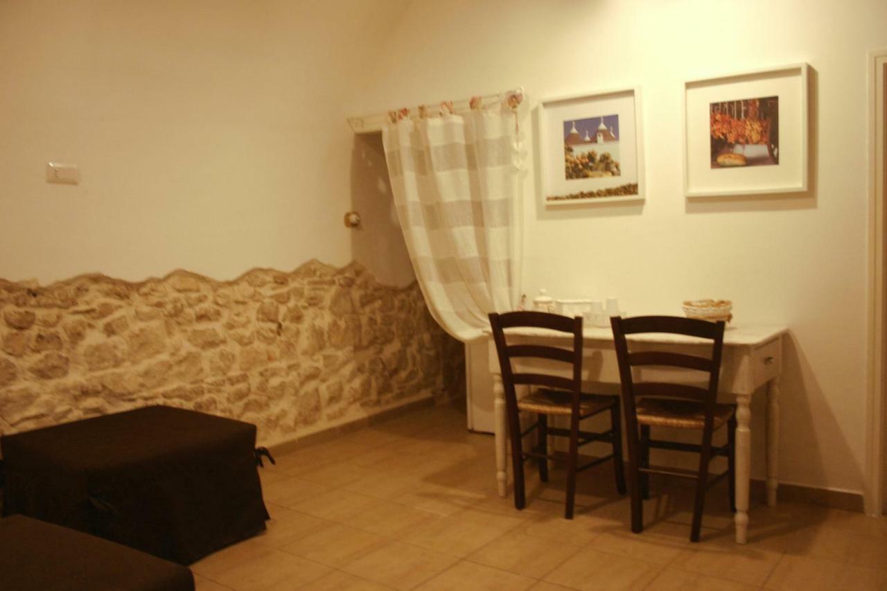 Il Sottano Del Conte Hotel Conversano Bagian luar foto