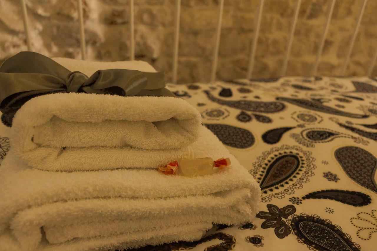 Il Sottano Del Conte Hotel Conversano Bagian luar foto
